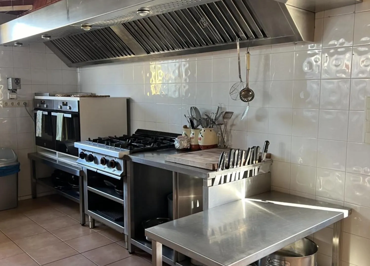 Montrás Casa Mas Molines Con Piscina Jacuzzi Y Barbacoasヴィラ シャレー