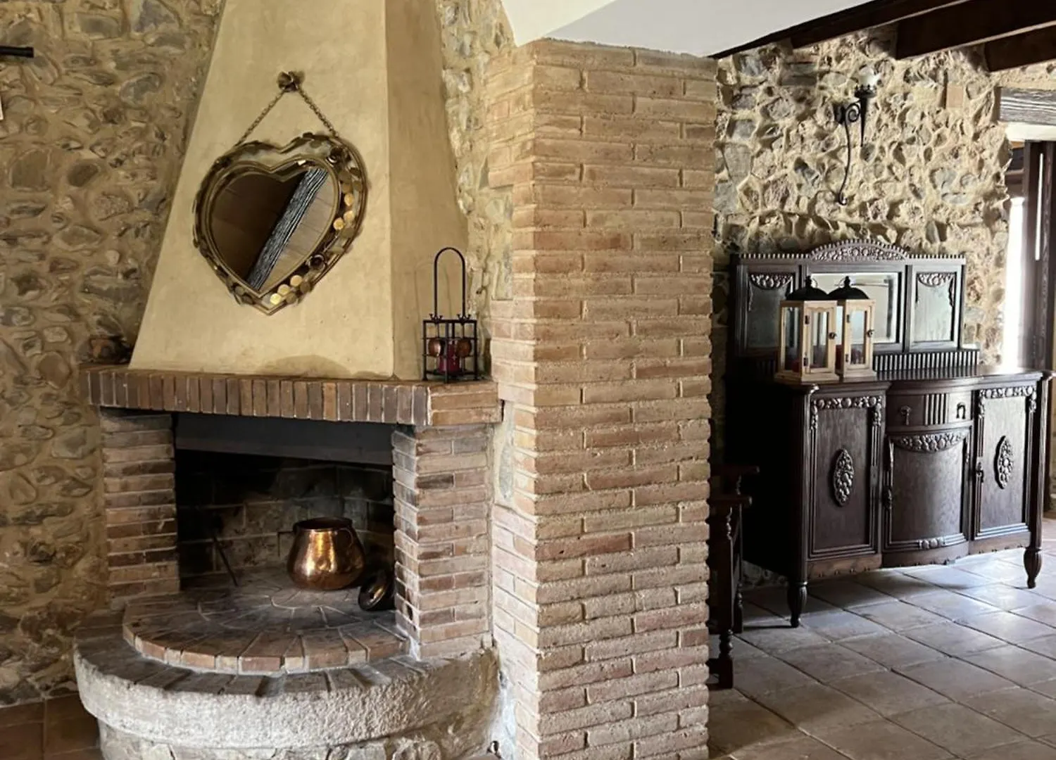 シャレー Montrás Casa Mas Molines Con Piscina Jacuzzi Y Barbacoasヴィラ スペイン